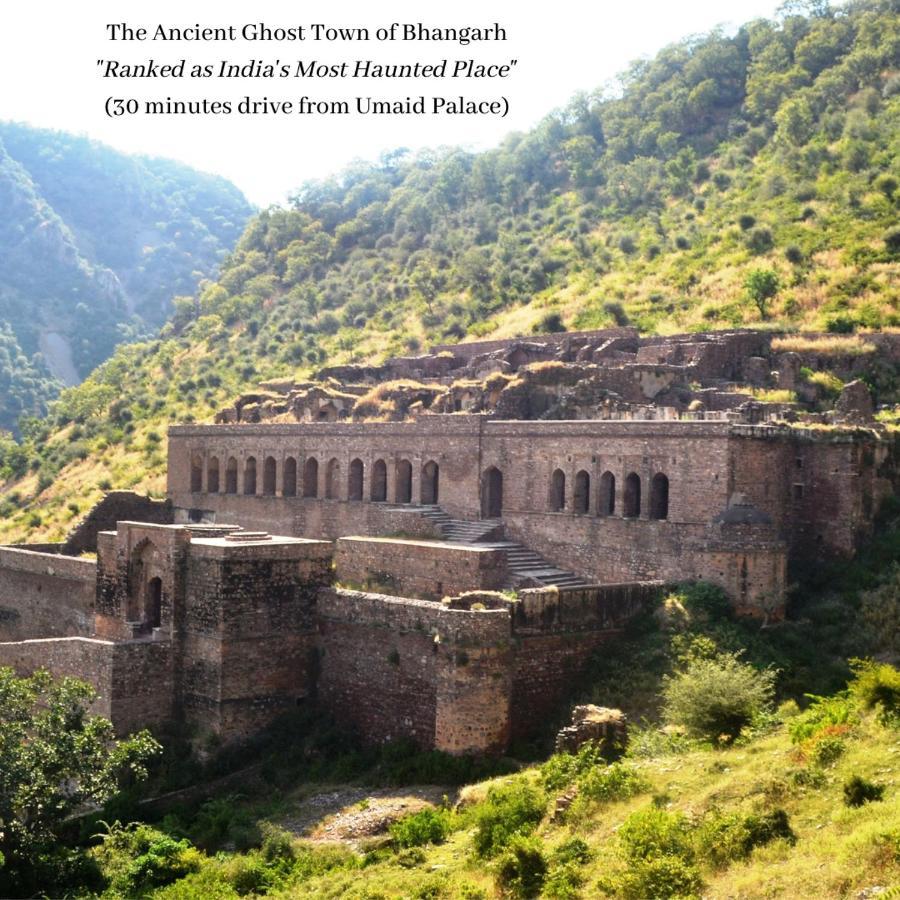 Umaid Palace - A Lakeside Heritage Palace Resort Near Jaipur Close To Bhangarh & Chand Baori Stepwell Abhaneri Dubbī Dış mekan fotoğraf